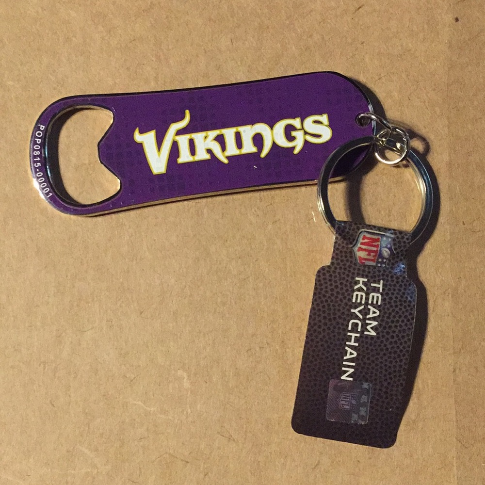 Minnesota Vikings Keychain with Bottle Opener